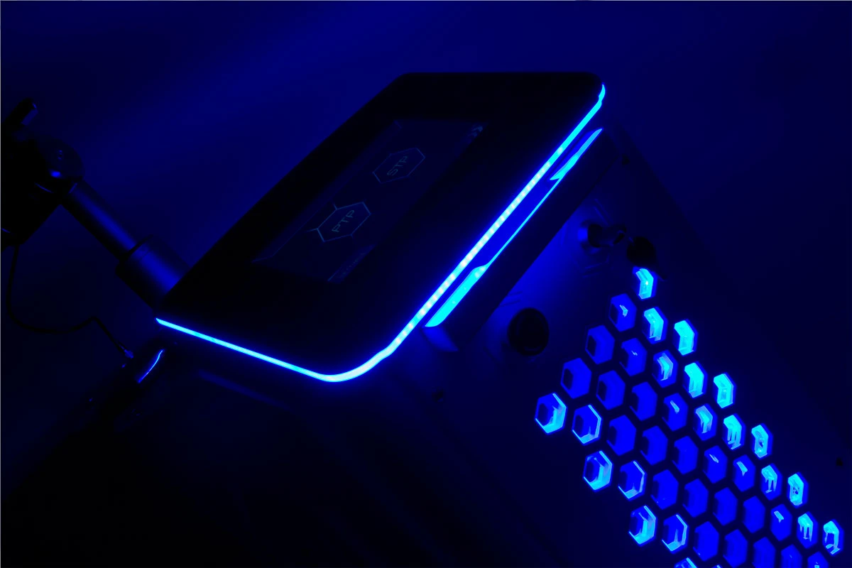 laserove odstraňení tetování pulsar tl-600 neo+ yag lasery