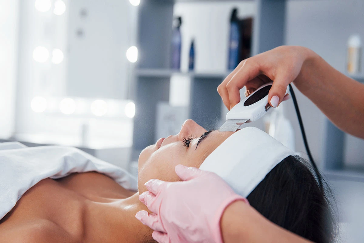 Kombinace pro hloubkové čištění, hydrataci a lifting pleti